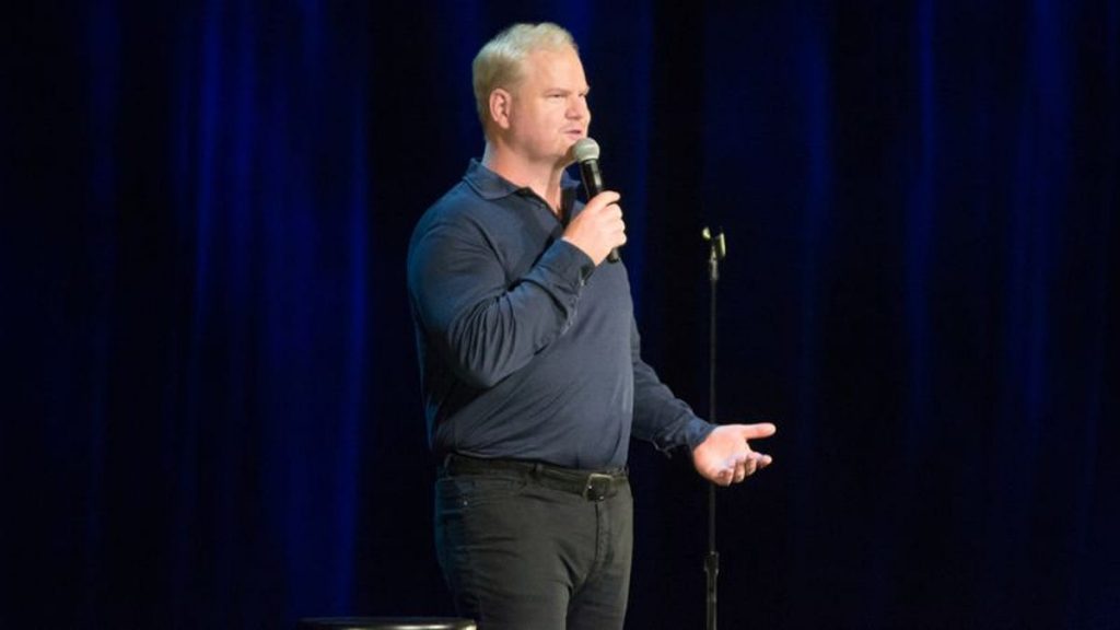 Jim Gaffigan. Cinco |: 10 especiales de pie para alegrar tu día en la era de Covid | Zestradar