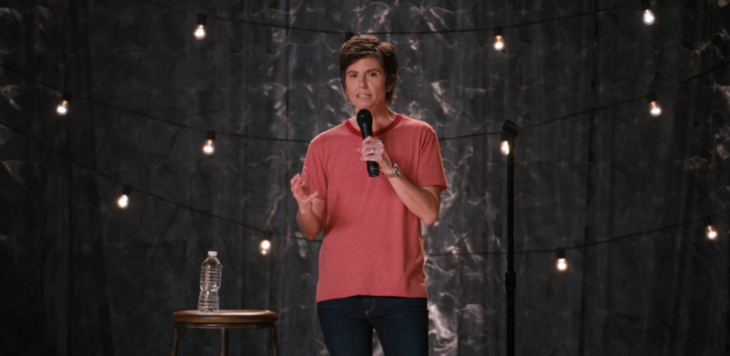 Tig Notaro. Estoy feliz de estar aquí 10 especiales de pie para alegrar tu día en la era de Covid | Zestradar