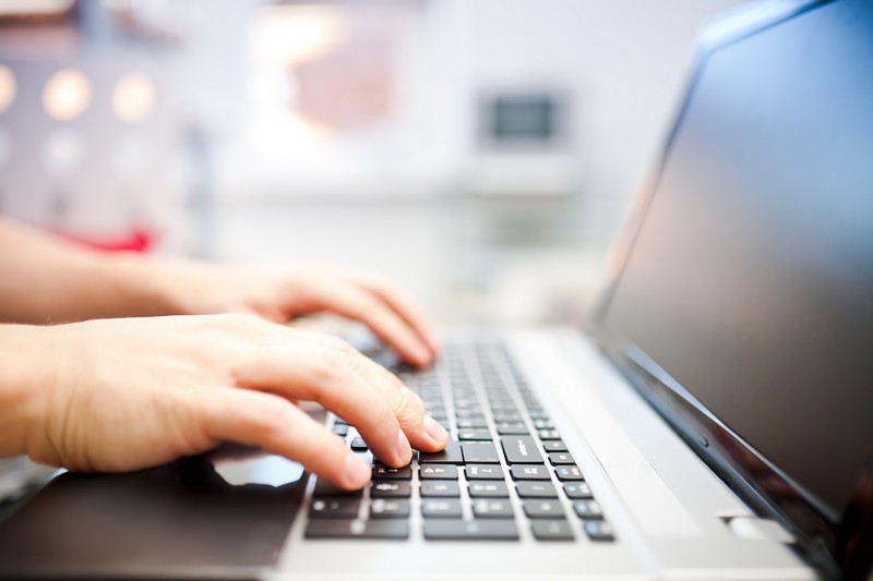 Computadoras | 8 inventos que probablemente no sabías que fueron inventados por mujeres | Zestradar