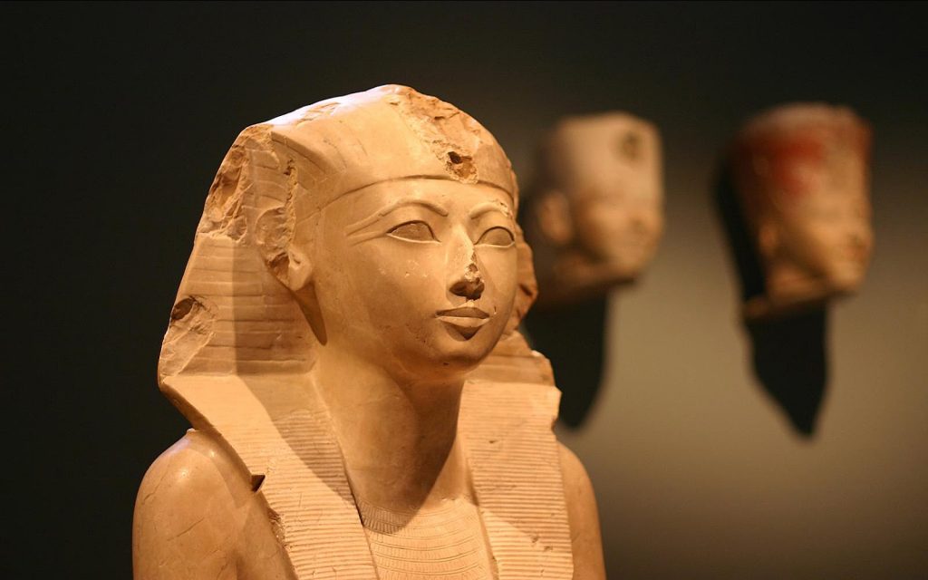 Hatshepsut |: 7 princesas olvidadas en cómics adaptados | Zestradar