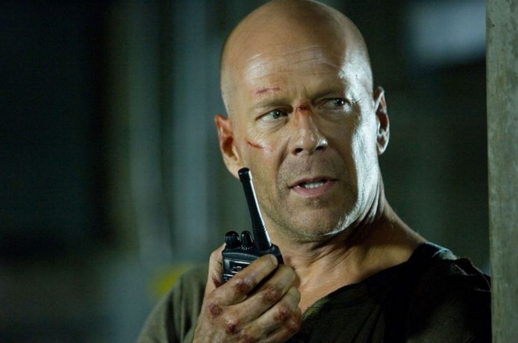 Bruce Willis 5 |: Bruce Willis se retira de la actuación por afasia Zestradar