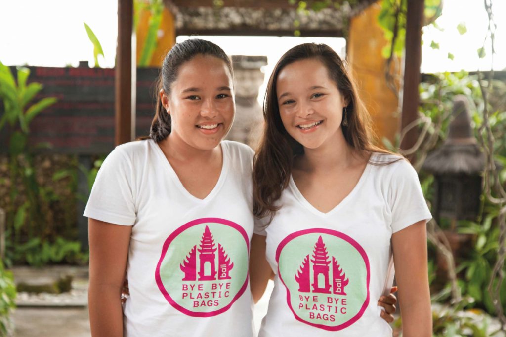 Melati e Isabel Wijsen, 20 y 22, Indonesia 8 activistas ambientales más jóvenes que están decididos a salvar el mundo | Zestradar