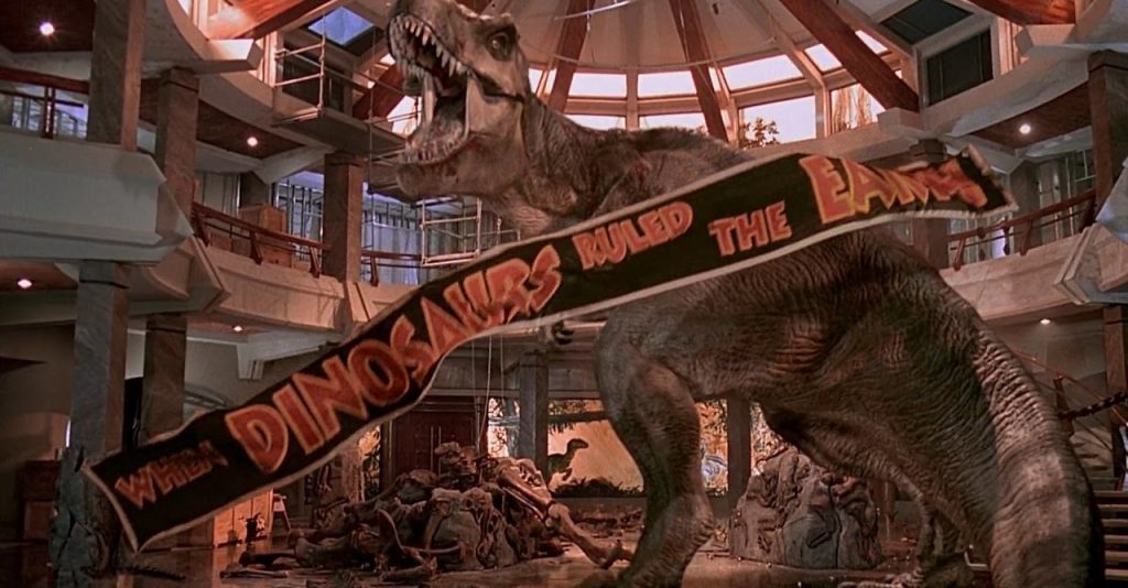 Tiranosaurio Rex en Parque Jurásico |: Las películas más memorables donde el malo salva al bueno Zestradar