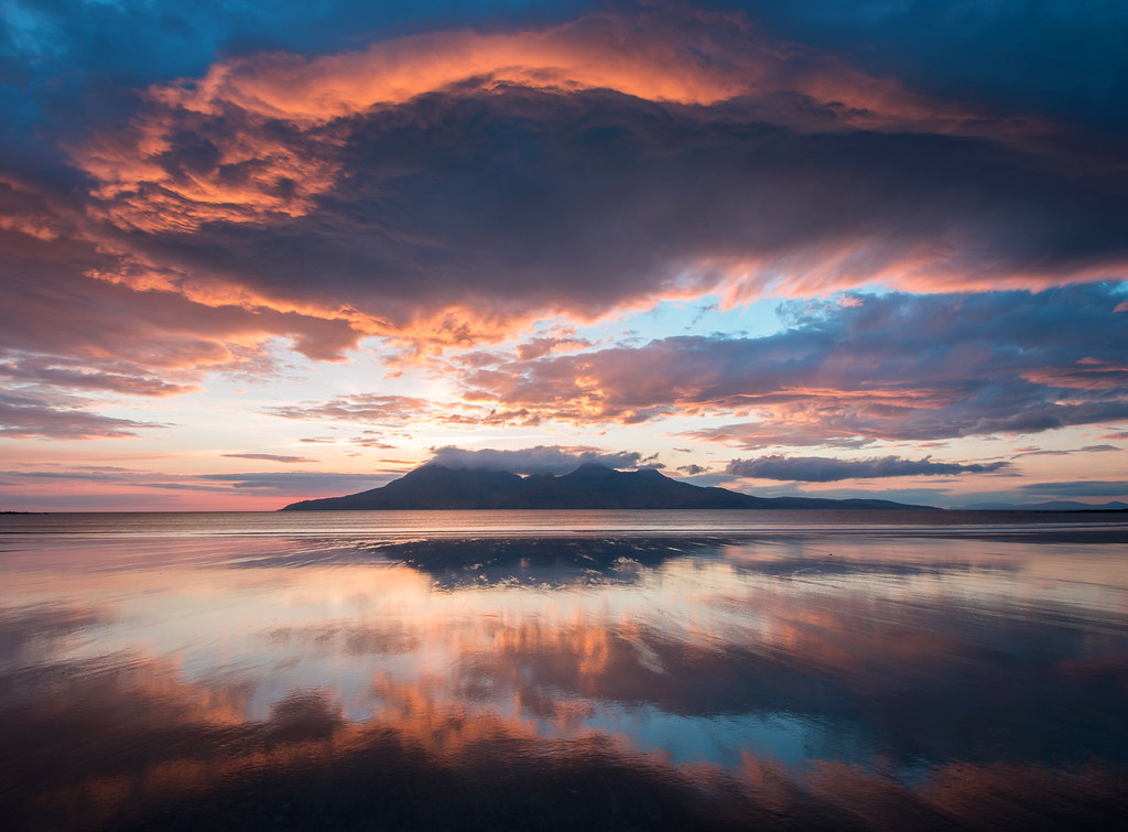 Isla Eige (Escocia) |: 10 mejores lugares para la puesta del sol en el mundo | Zestradar
