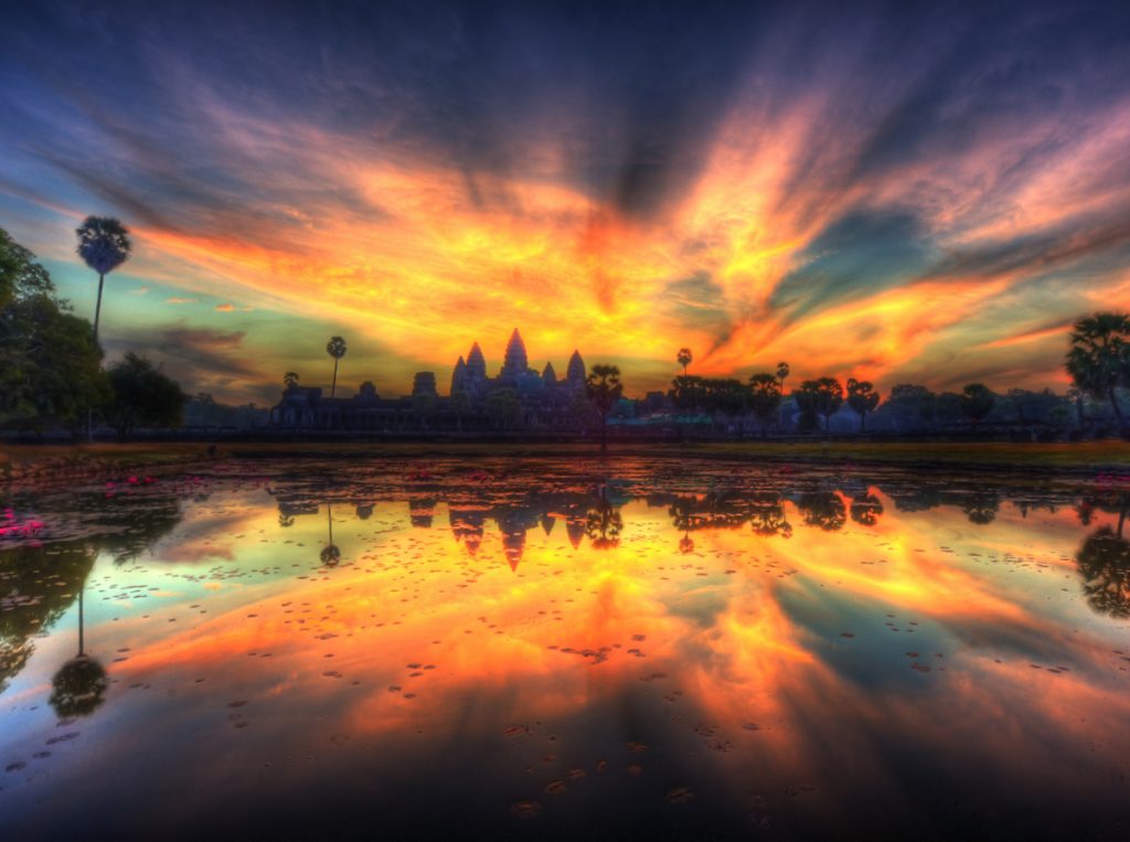 Angkor Wat (Camboya) |: 10 mejores lugares para la puesta del sol en el mundo | Zestradar