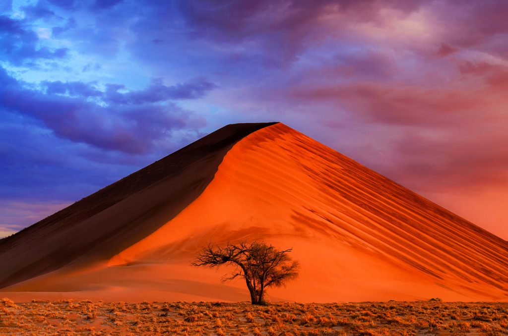 Parque Nacional Namib-Naukluft (Namibia) |: 10 mejores lugares para la puesta del sol en el mundo | Zestradar
