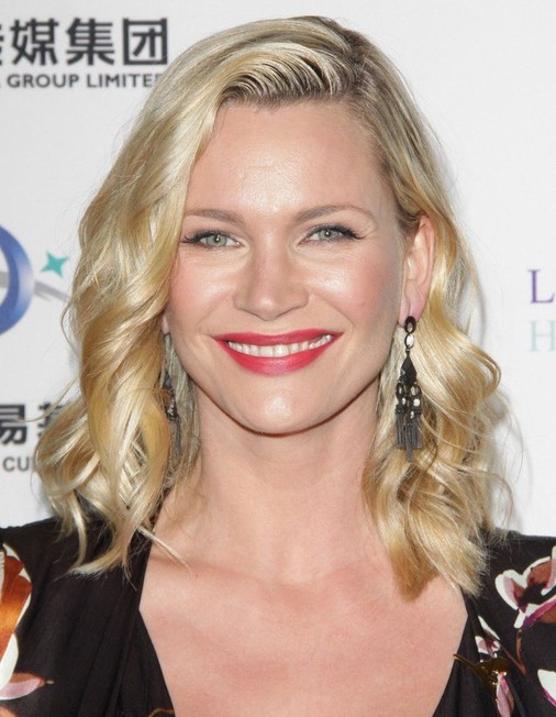 Natasha Henstridge |: Muchos, muchos amores de Leonardo DiCaprio | Zestradar