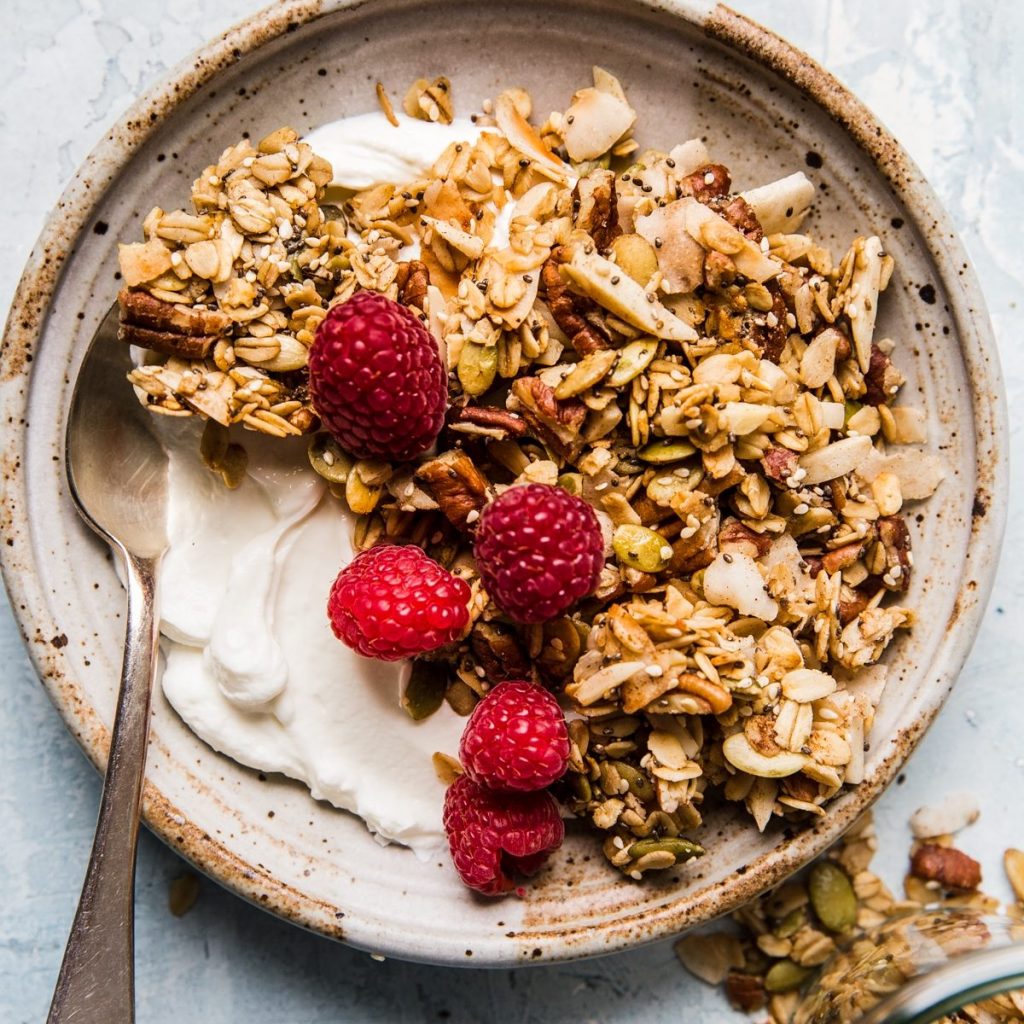 Granola |: Los mejores alimentos de alta energía cuando estás completamente aniquilado Zestradar