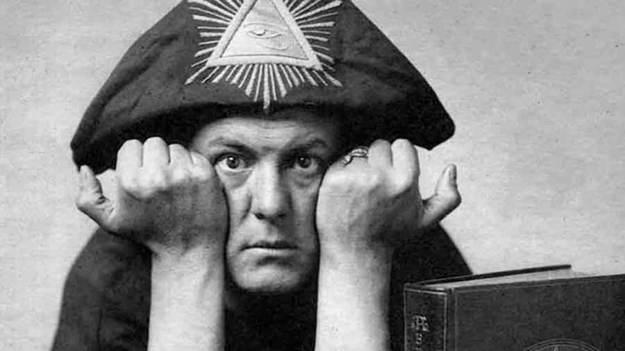 Aleister Crowley |: Los 6 místicos más grandes de todos los tiempos | Zestradar