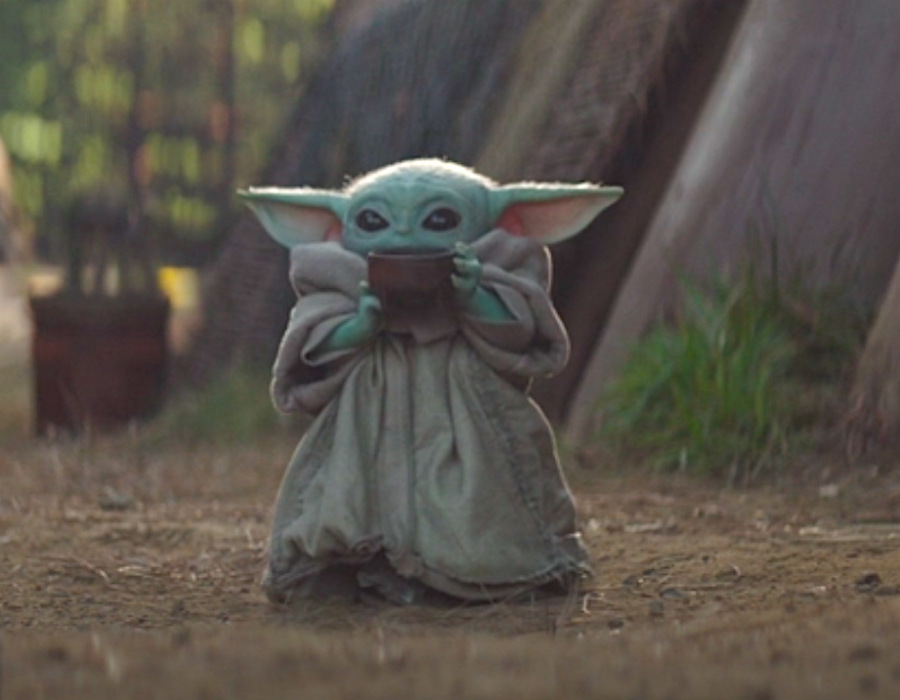Baby Yoda y su sopa | ¿Por qué estamos tan impotentes ante Baby Yoda? Zestradar