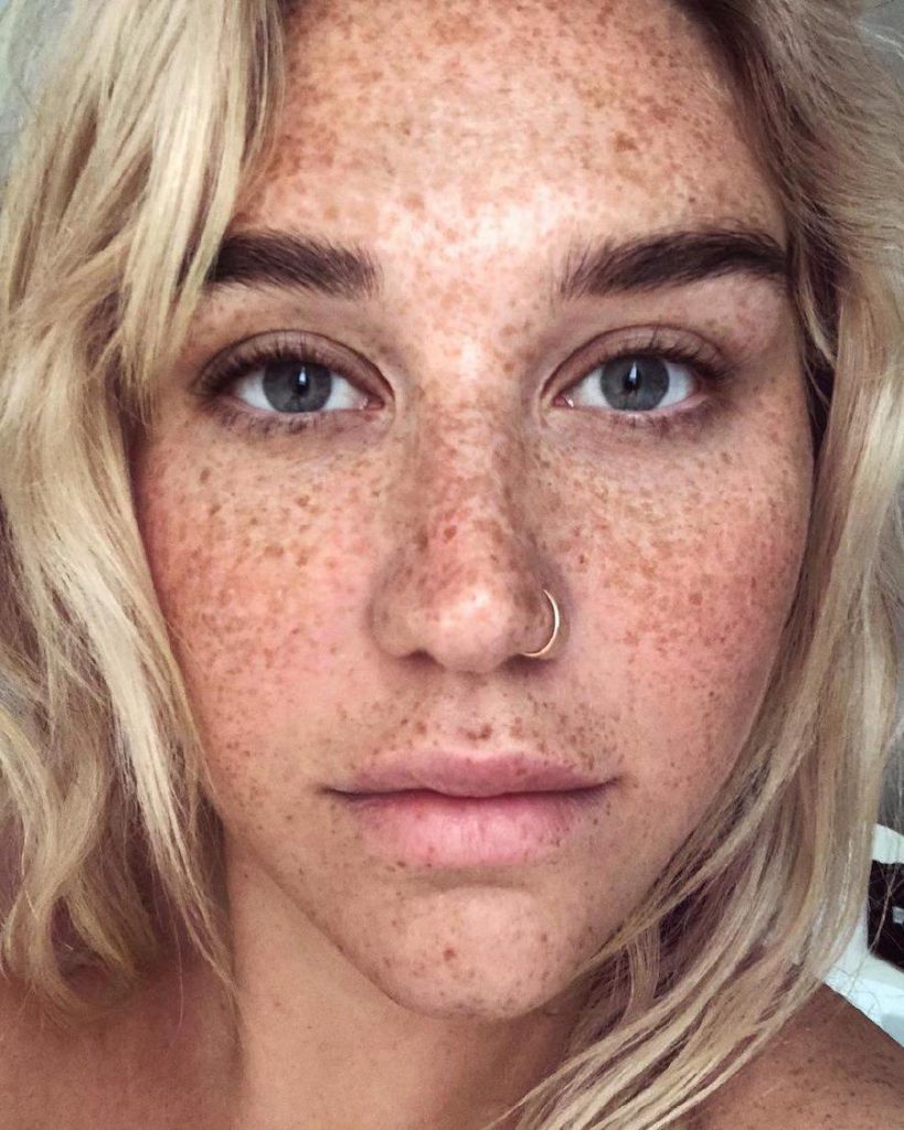Kesha |: 10 mejores selfies de celebridades de 2019 | Zest Radar: