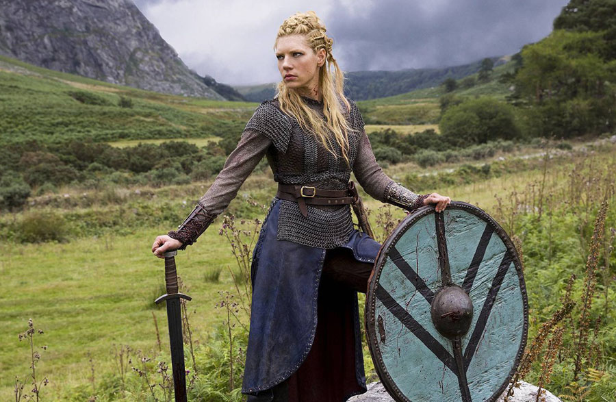 Katherine Winnick |: 5 estrellas femeninas que son duras en la vida real (y 5 que solo fingen serlo) | Zest Radar: