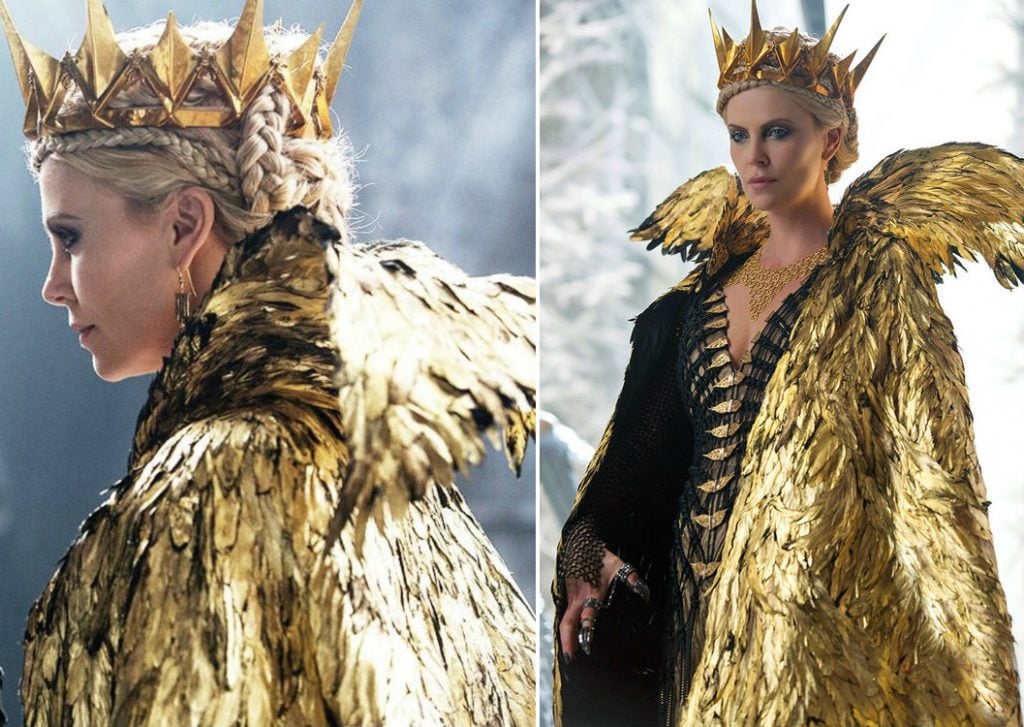Charlize Theron (Blancanieves y el cazador: Guerra de invierno) |: 7 hermosos vestidos de película que fueron una pesadilla para usar | Zest Radar: