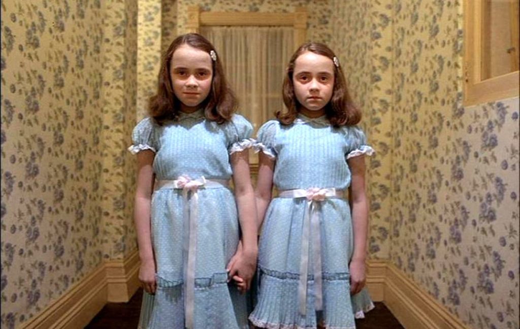 el resplandor Las 6 películas más aterradoras de Stephen Barry (y 4 que no asustarán a un niño de 5 años) | Zest Radar: