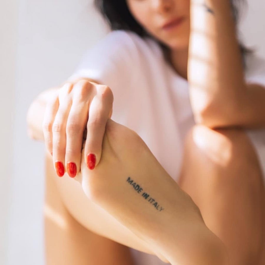 #1 La tendencia del tatuaje de Barbie se está apoderando de Instagram | Zestradar