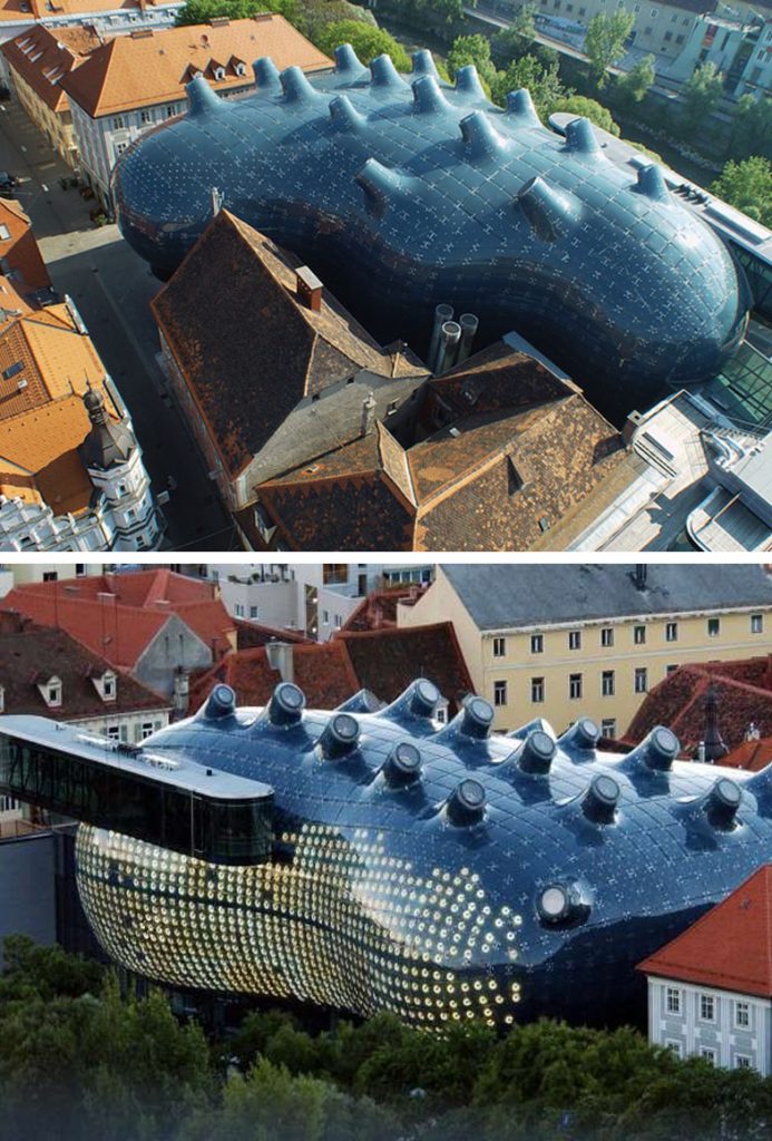 Kunsthaus Graz Graz, Austria |: 8 edificios increíbles que parecen sacados de un universo paralelo Zestradar