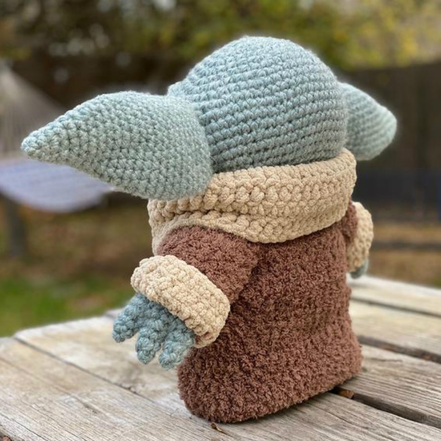 #5 | This Crocheted Baby Yoda Is Too Adorable To Handle | Zestradar
