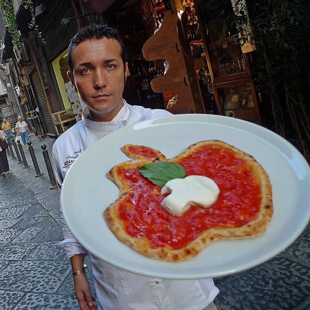 Apple Pizza | El arte de la comida no salvante @TotallyGourmet | Bayas cerebrales